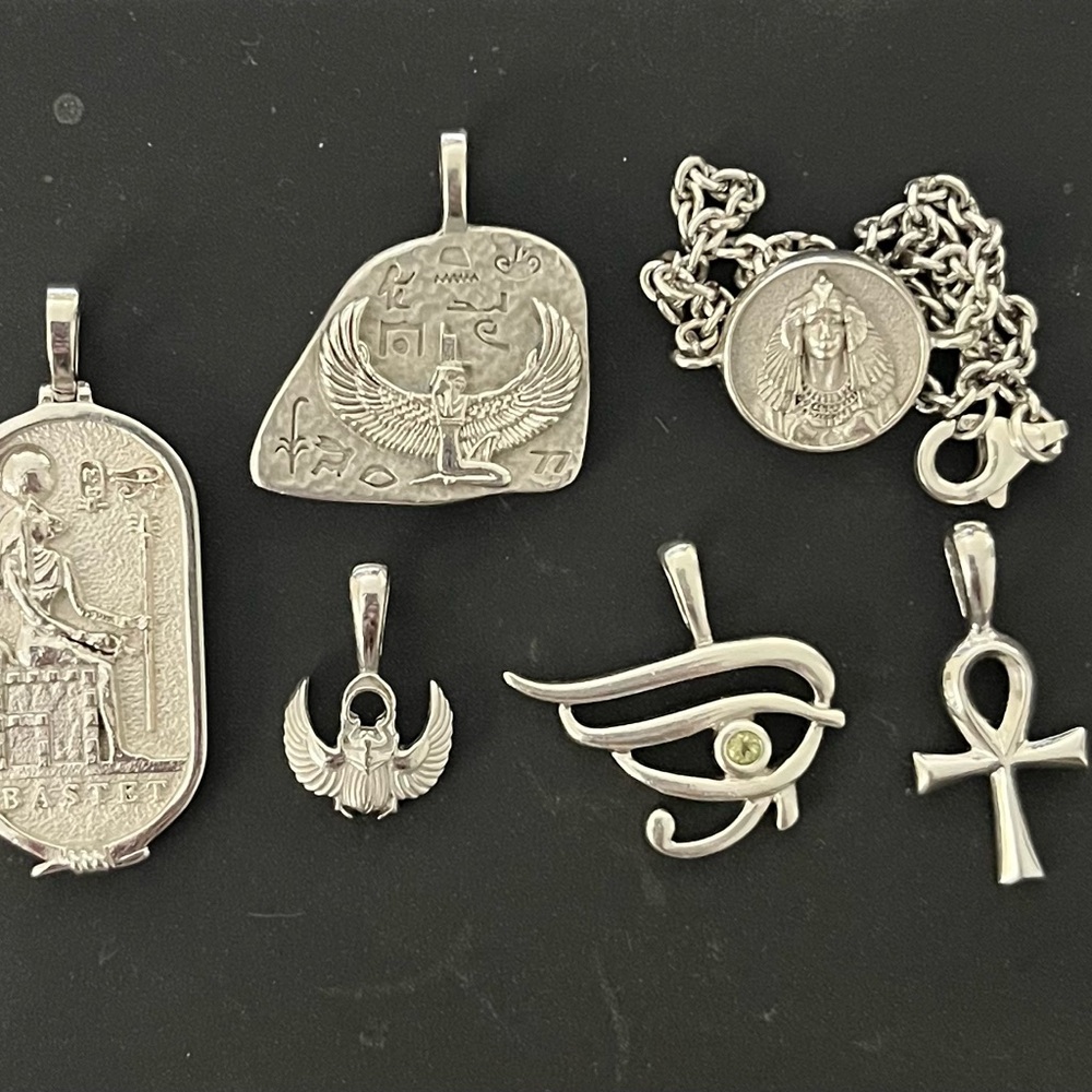 Egyptian Silver Pendant Necklace Set